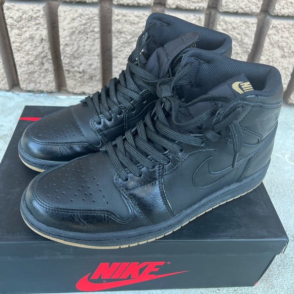 Air Jordan 1 Retro High Black/Noir Gum Men’s 9.5 - Picture 1 of 4